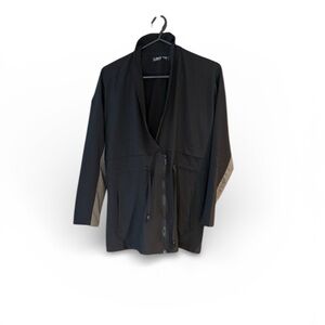 LIVE! Women’s activewear jacket